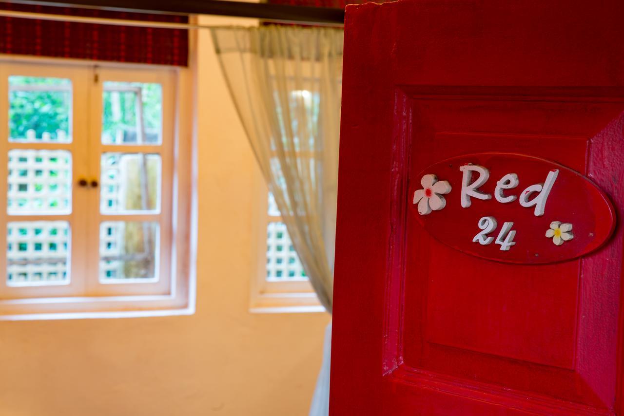 Waters Boutique Hotel By Spectrum Holiday GOA Bagian luar foto